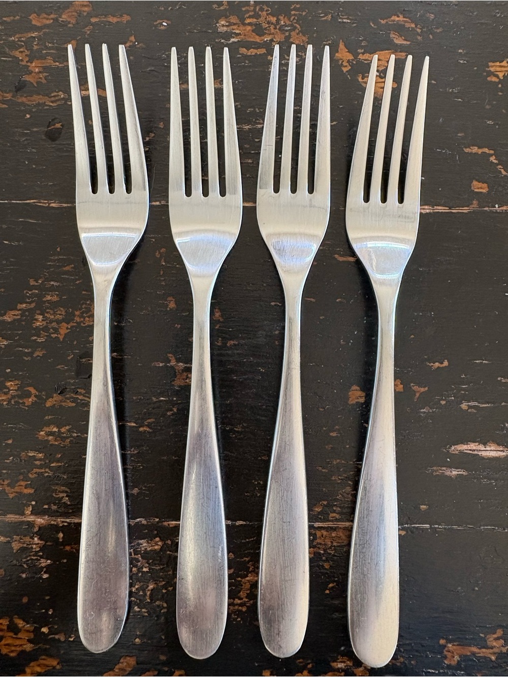 Argent Orfevres Marilyn Satin 18/10 Stainless Flatware 8" Dinner Forks Set of 4